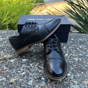Bruno Marc Dress Shoe Boys size 13